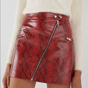 VINTAGE - Bershka mini red zipper skirt